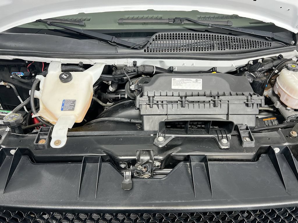 Used 2022 Chevrolet Express 2500 RWD image 27
