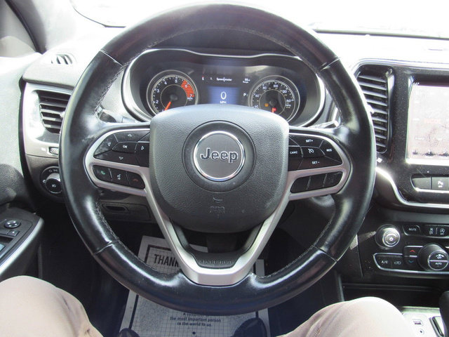 Used 2019 Jeep Cherokee High Altitude AWD/4WD image 27