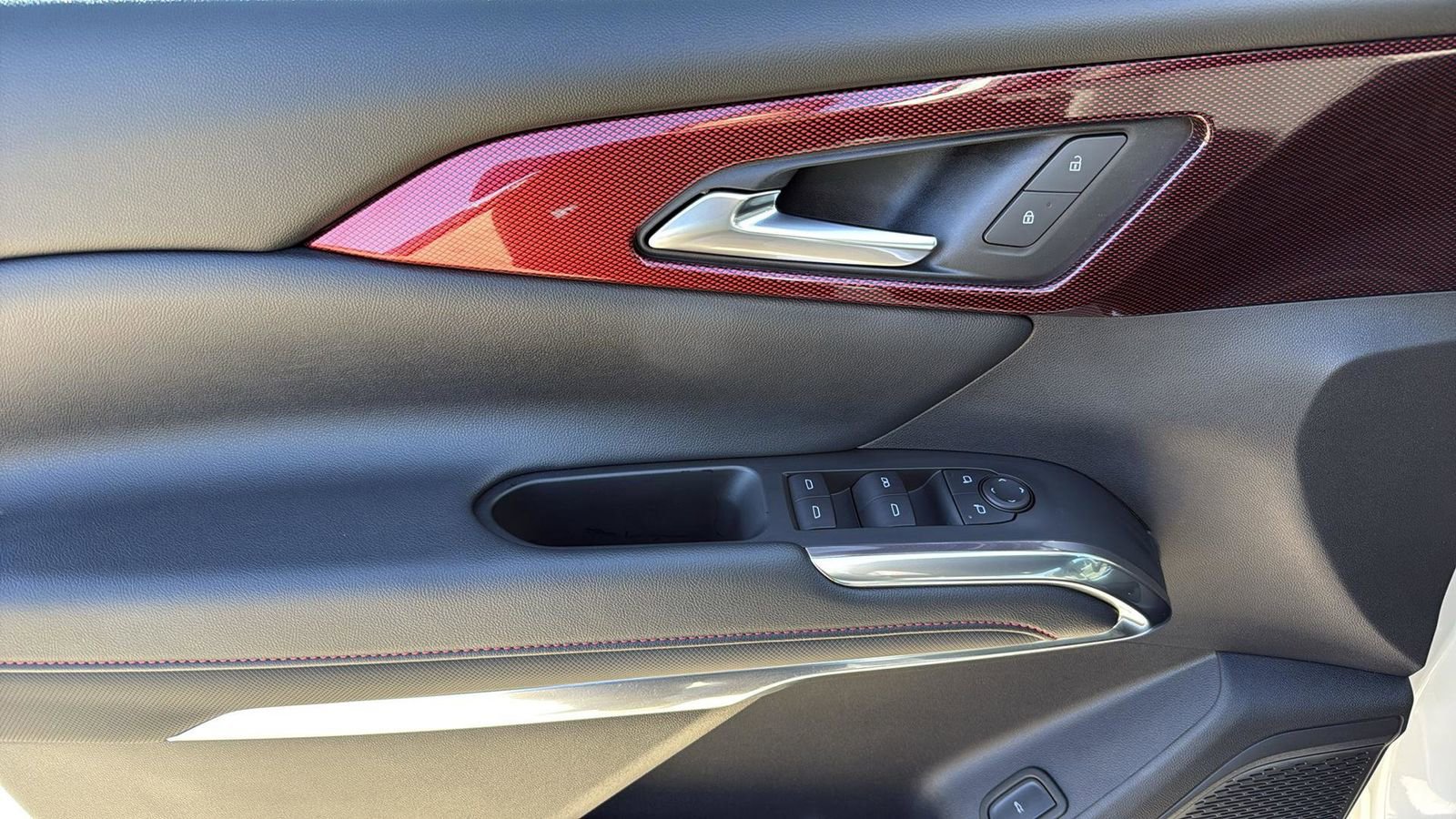 Used 2025 Chevrolet Traverse Z71 w/ Driver Confidence Package image 12