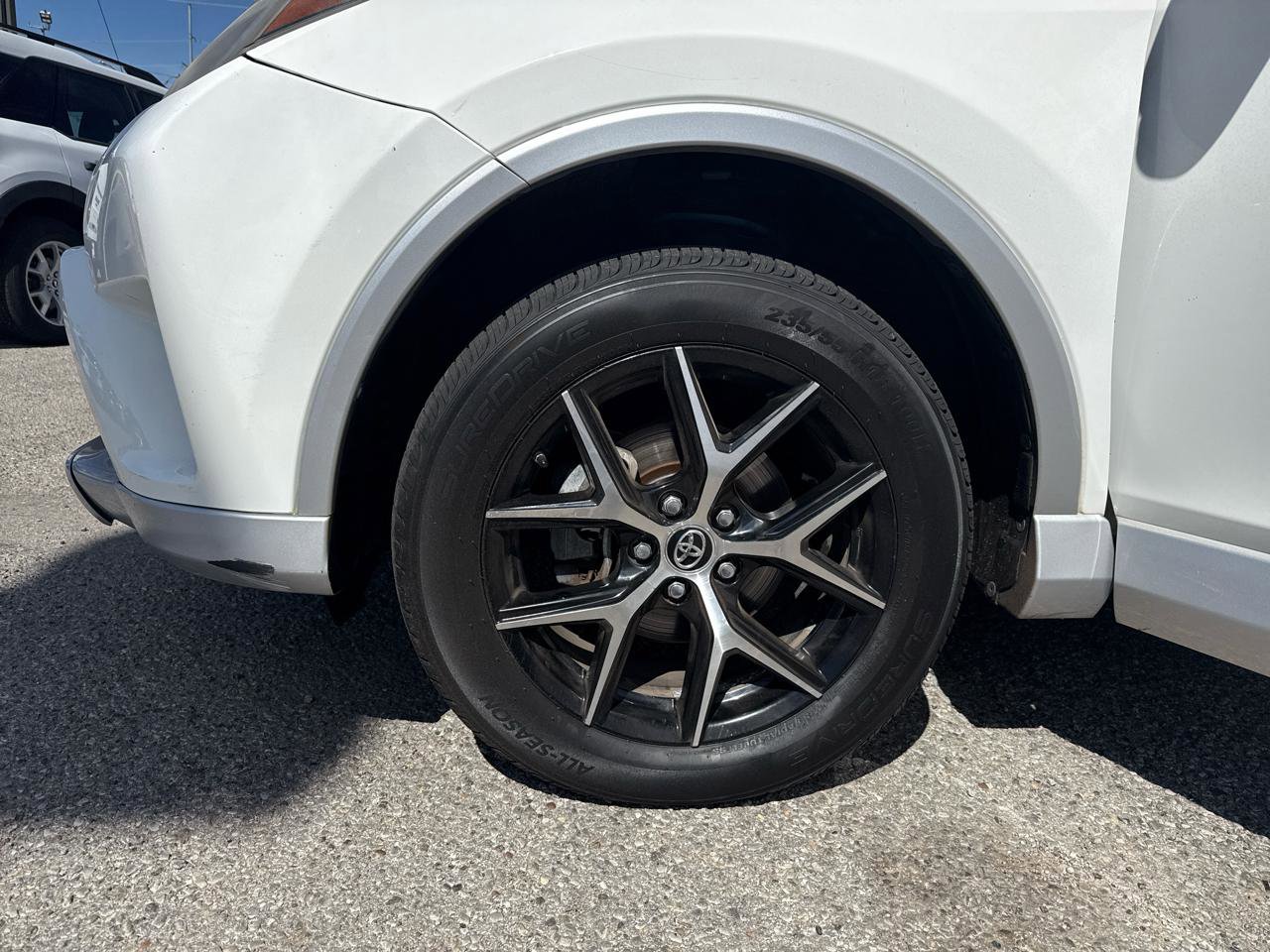 Used 2016 Toyota RAV4 SE FWD image 26
