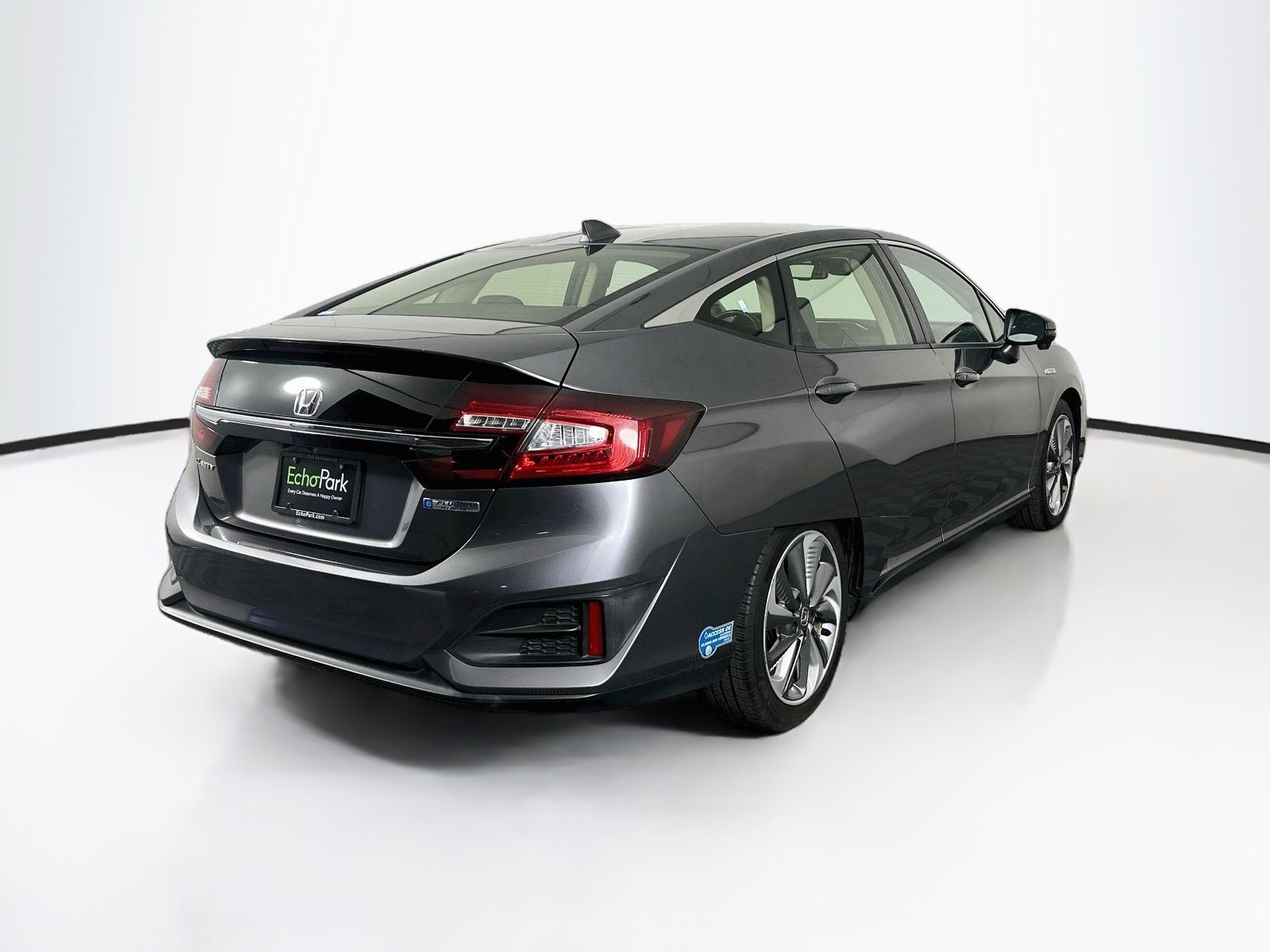 Used 2018 Honda Clarity Plug-In Hybrid image 9