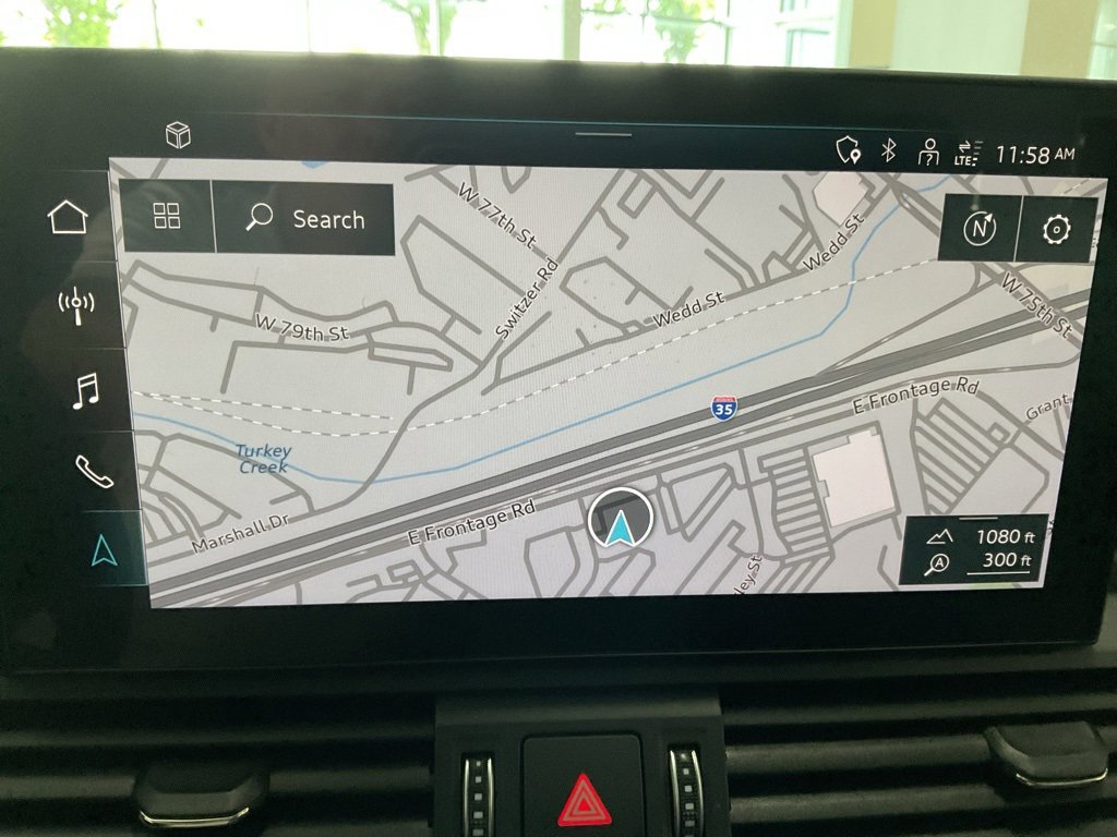 Used 2022 Audi SQ5 Premium Plus w/ Premium Plus Package image 16