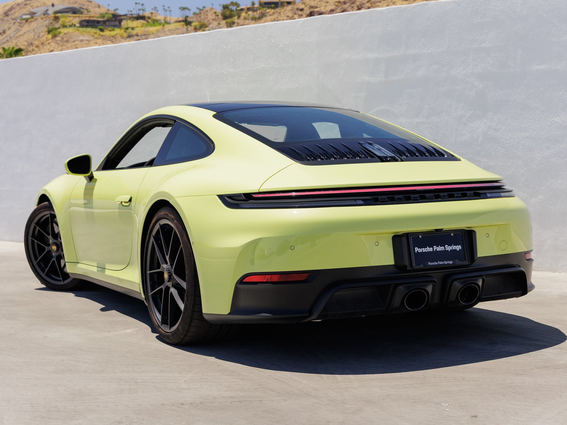 Certified 2025 Porsche 911 Carrera GTS RWD image 3