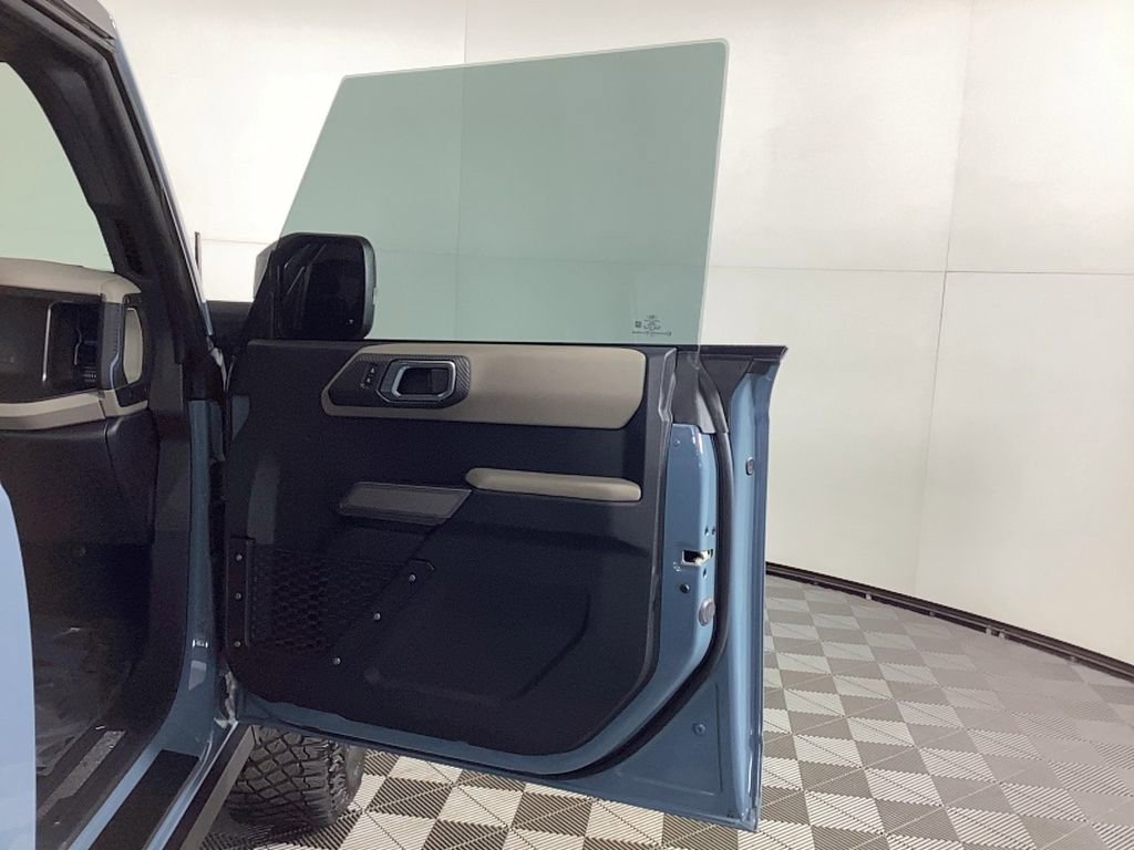 Used 2022 Ford Bronco Wildtrak image 8