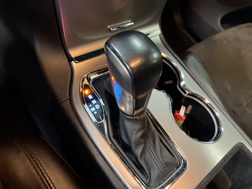 Used 2020 Jeep Grand Cherokee Altitude AWD/4WD image 18