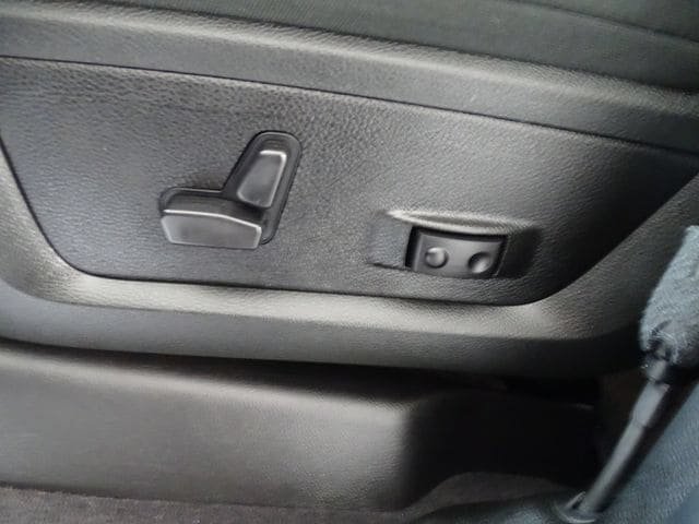 Certified 2026 RAM 2500 Big Horn AWD/4WD image 3