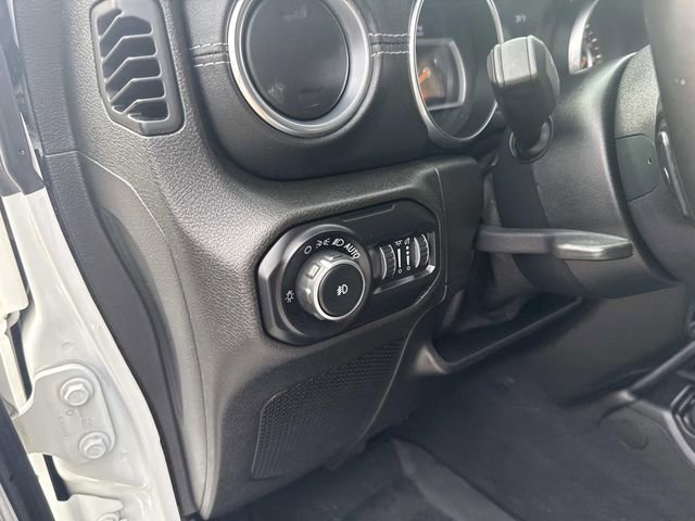 Used 2020 Jeep Wrangler Unlimited Sahara w/ Dual Top Group image 22