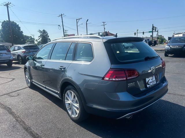 Used 2019 Volkswagen Golf Alltrack S AWD/4WD image 6