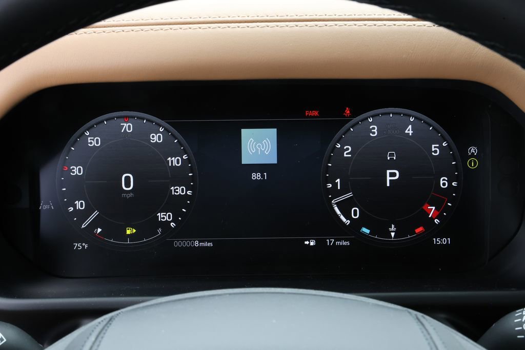 New 2026 Land Rover Defender 110 V8 AWD/4WD image 24