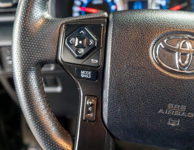 Used 2019 Toyota 4Runner TRD Off-Road Premium AWD/4WD image 26