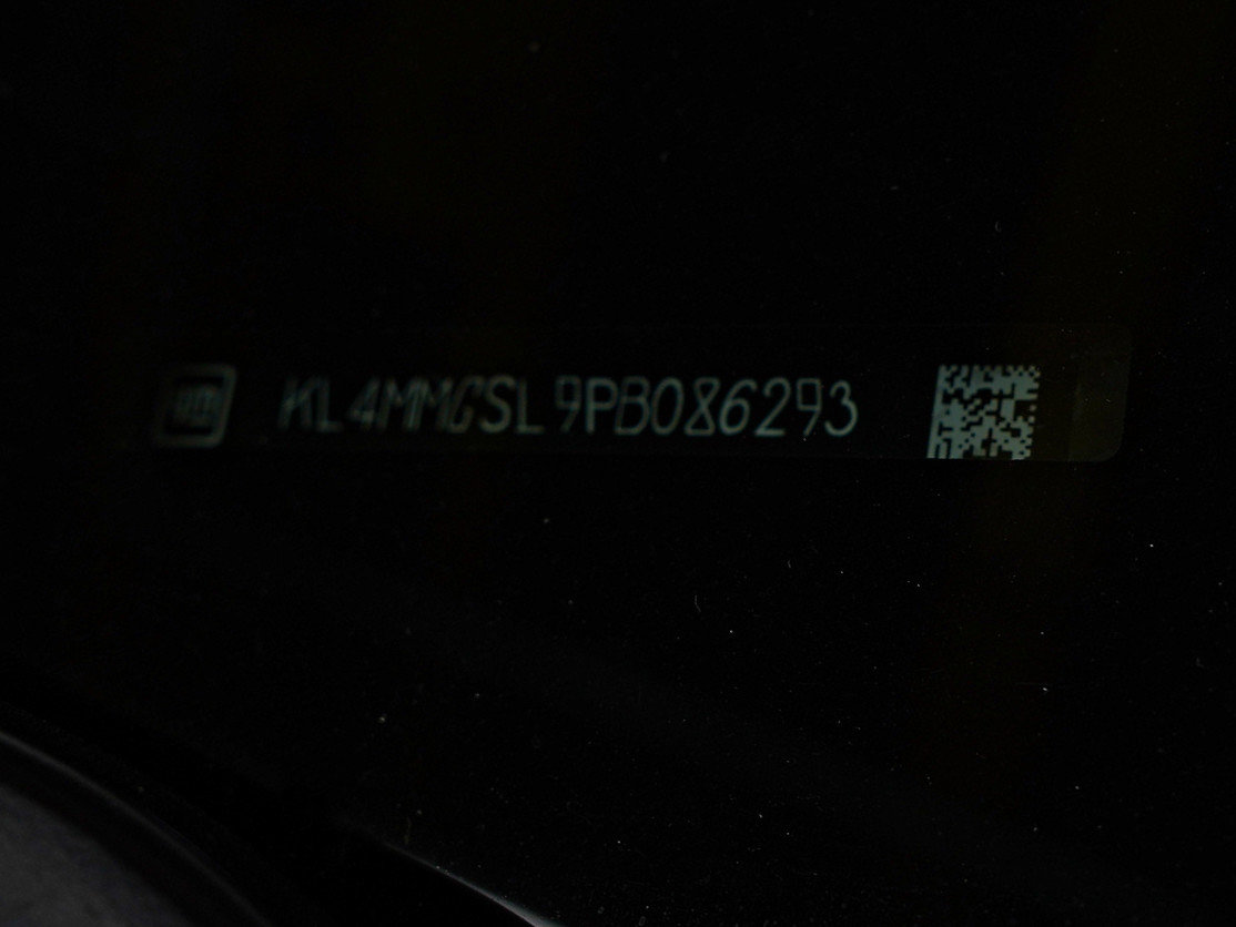 Used 2023 Buick Encore GX Essence w/ Experience Buick Package image 32