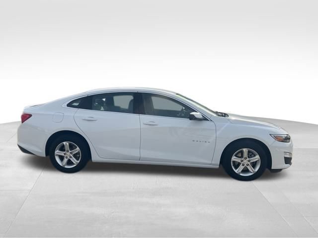 Certified 2023 Chevrolet Malibu LS w/ Driver Confidence Package image 10