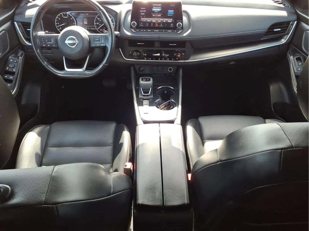 Used 2024 Nissan Rogue SV w/ SV Premium Package FWD image 9