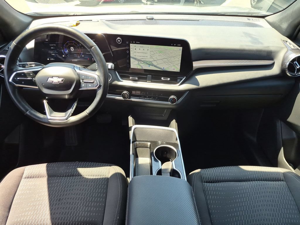 Used 2025 Chevrolet Equinox LT FWD image 26
