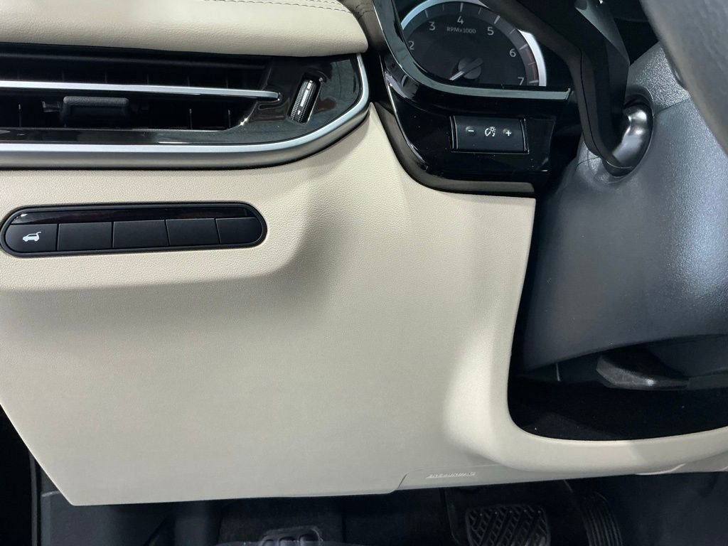 Used 2025 INFINITI QX60 Pure image 36