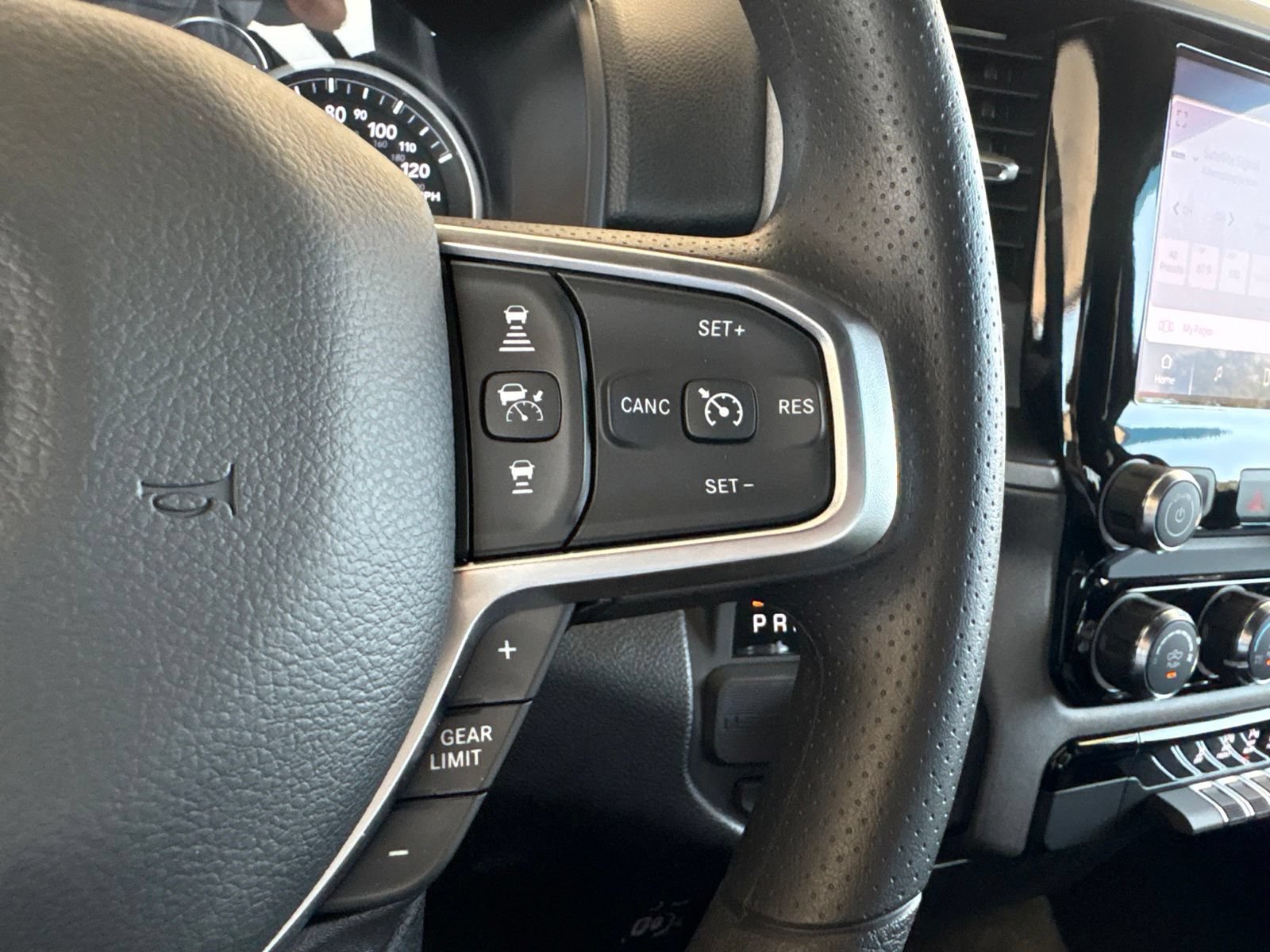 New 2026 RAM 1500 Express RWD image 25