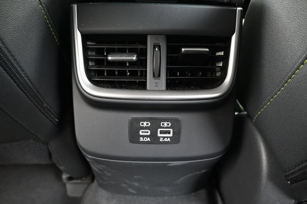 Certified 2025 Subaru Outback Onyx Edition AWD/4WD image 17