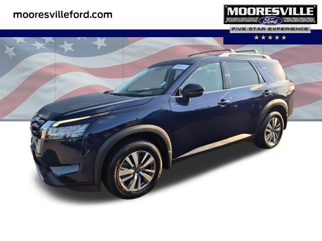 Used 2023 Nissan Pathfinder SL