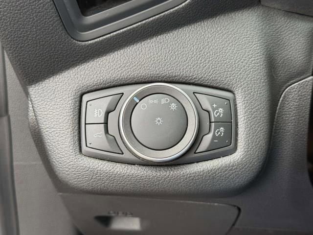 Used 2019 Ford Escape SEL AWD/4WD image 18