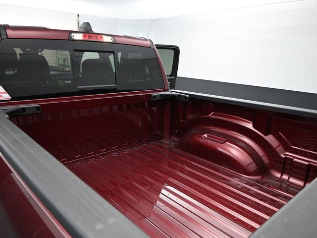 New 2026 RAM 1500 4x4 Crew Cab image 17