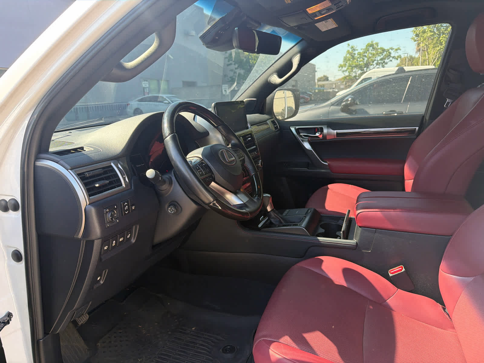 Used 2023 Lexus GX 460 Premium w/ Premium Package image 5