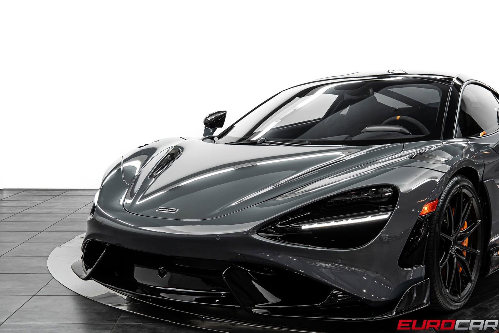 Used 2021 McLaren 765LT image 14