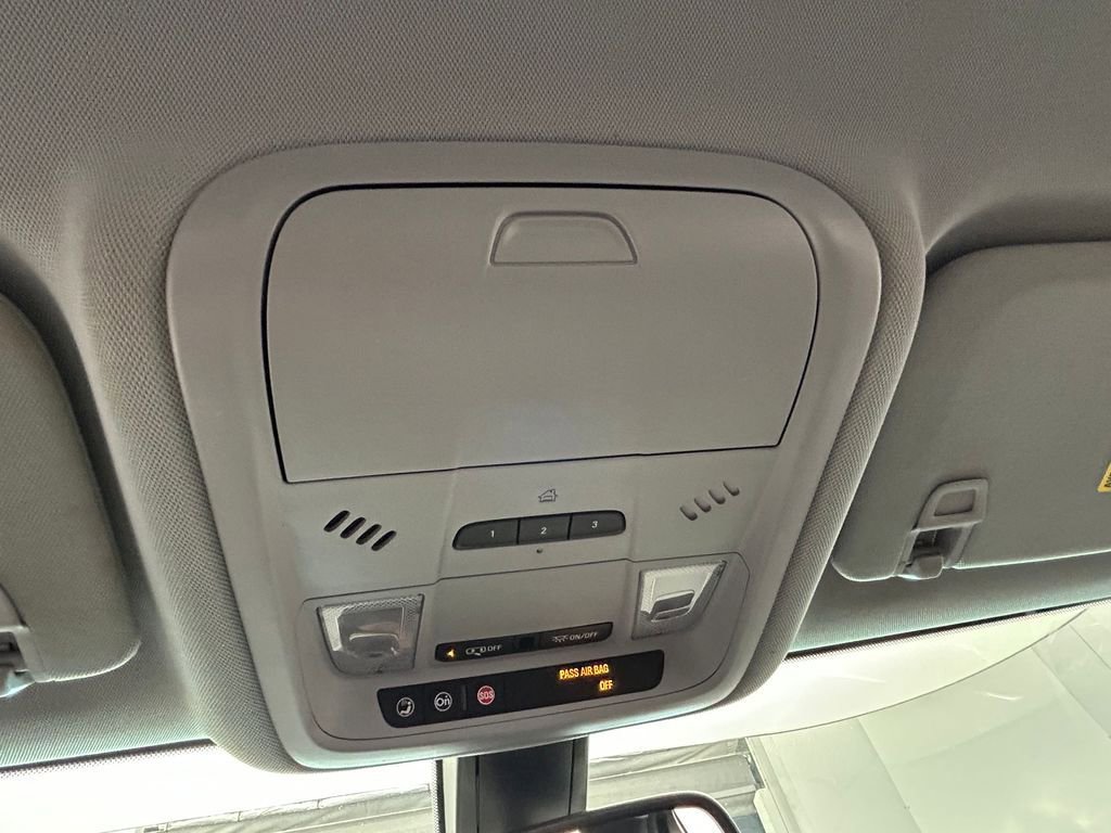 Used 2019 Chevrolet Blazer LT image 26