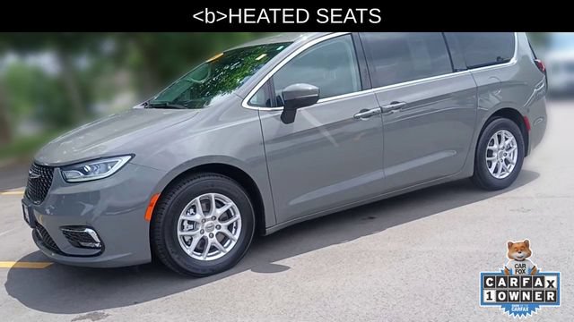 Used 2023 Chrysler Pacifica Touring-L FWD image 7