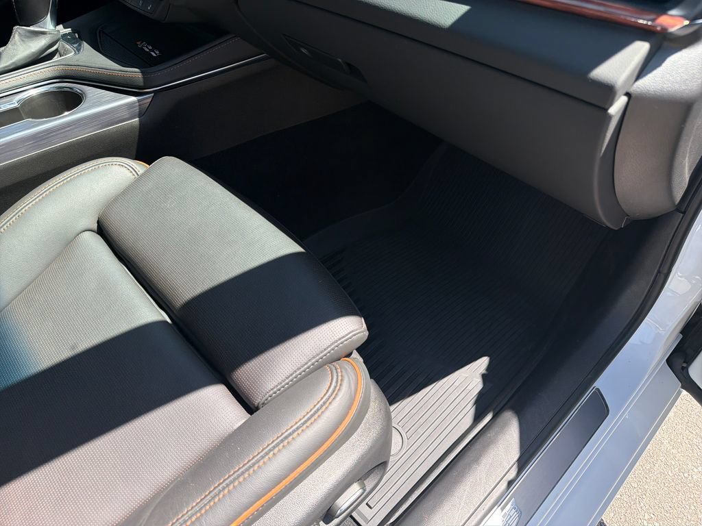 Used 2025 Cadillac CT4 Sport w/ Climate Package RWD image 41