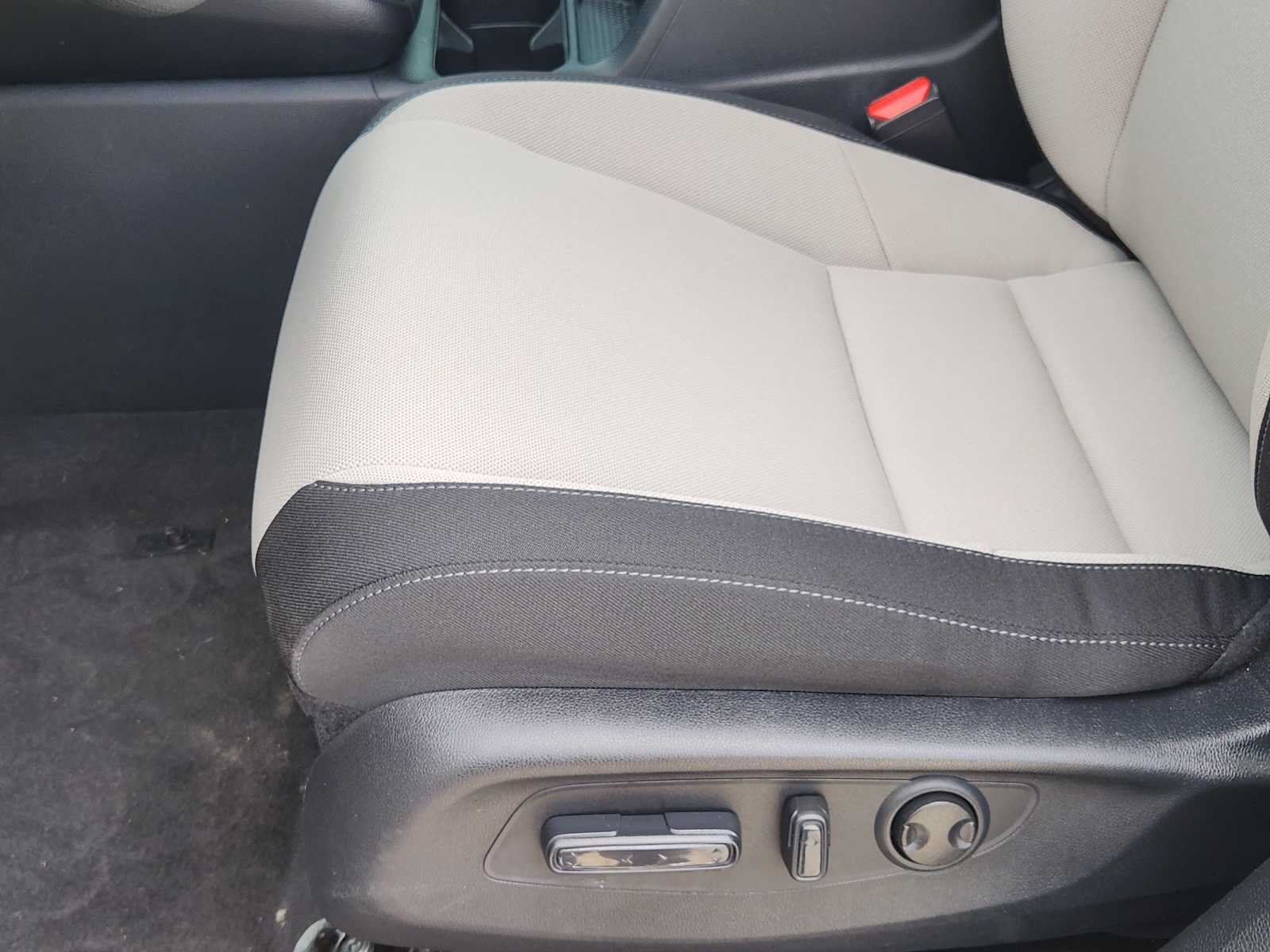 Used 2025 Honda CR-V EX image 23