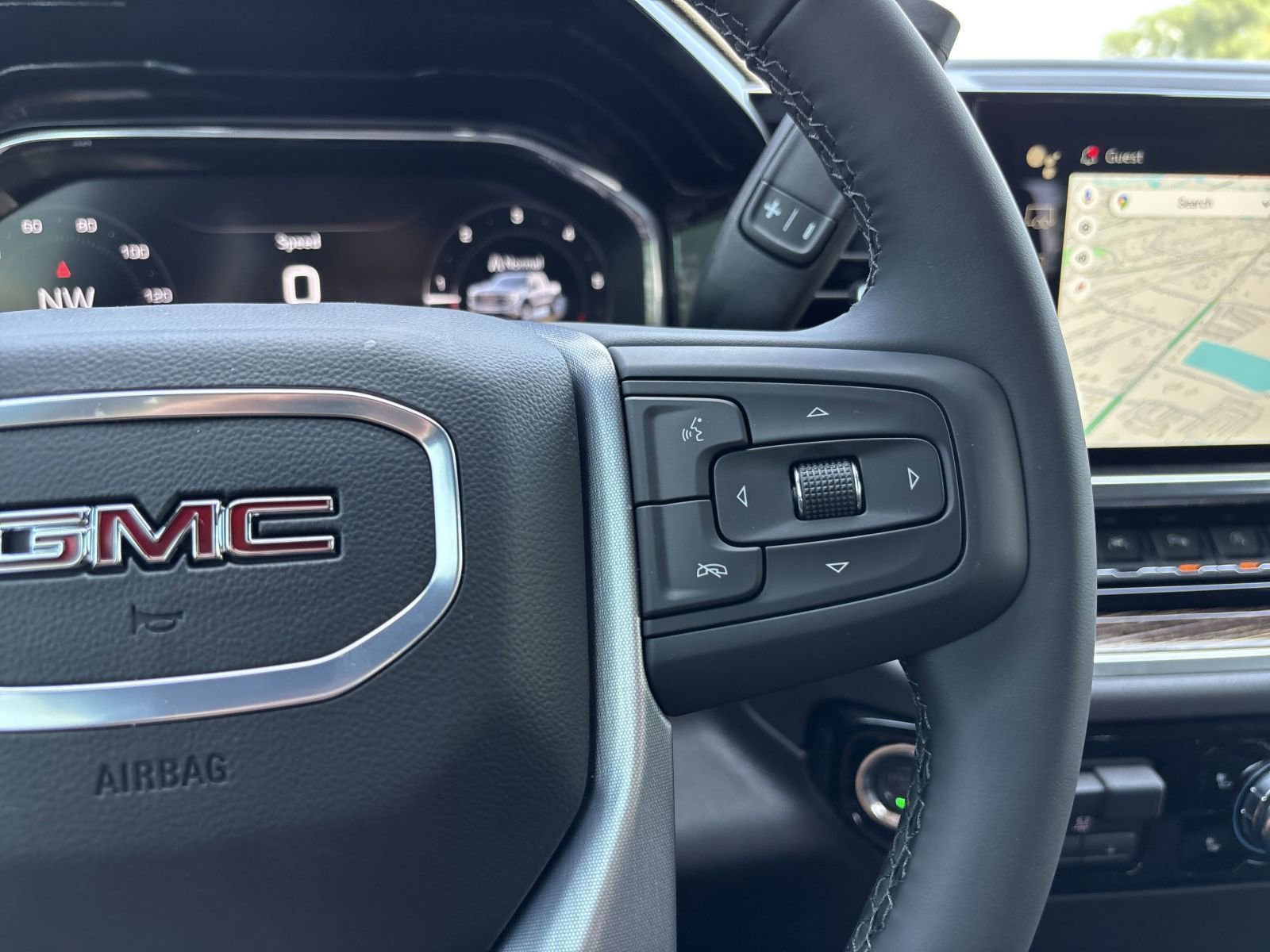 New 2025 GMC Sierra 1500 SLE w/ Preferred Package image 19