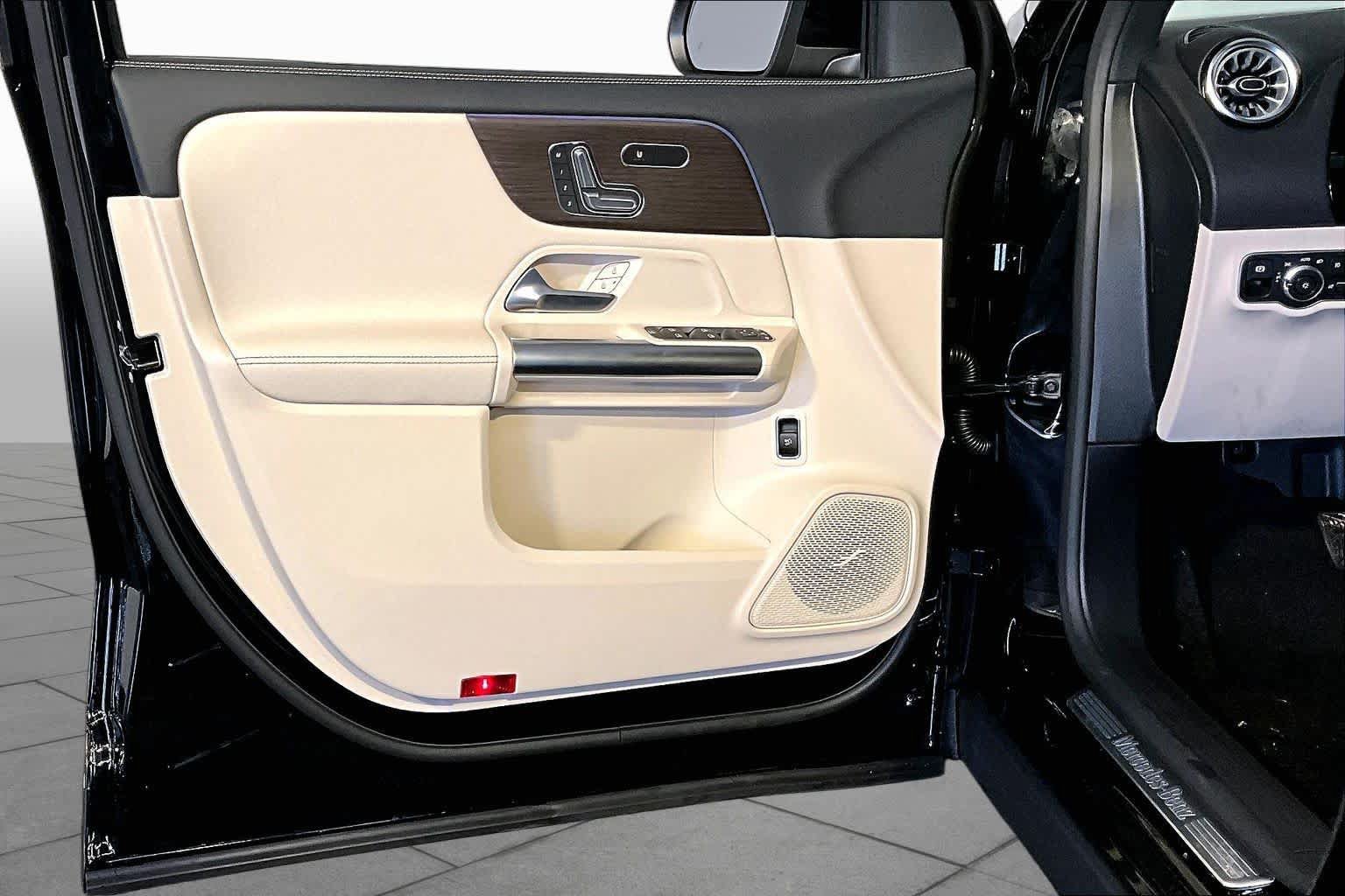 New 2026 Mercedes-Benz GLA 250 4MATIC image 11