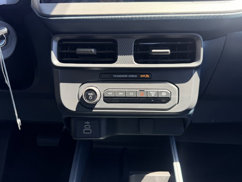 New 2026 Ford Maverick XL FWD image 21
