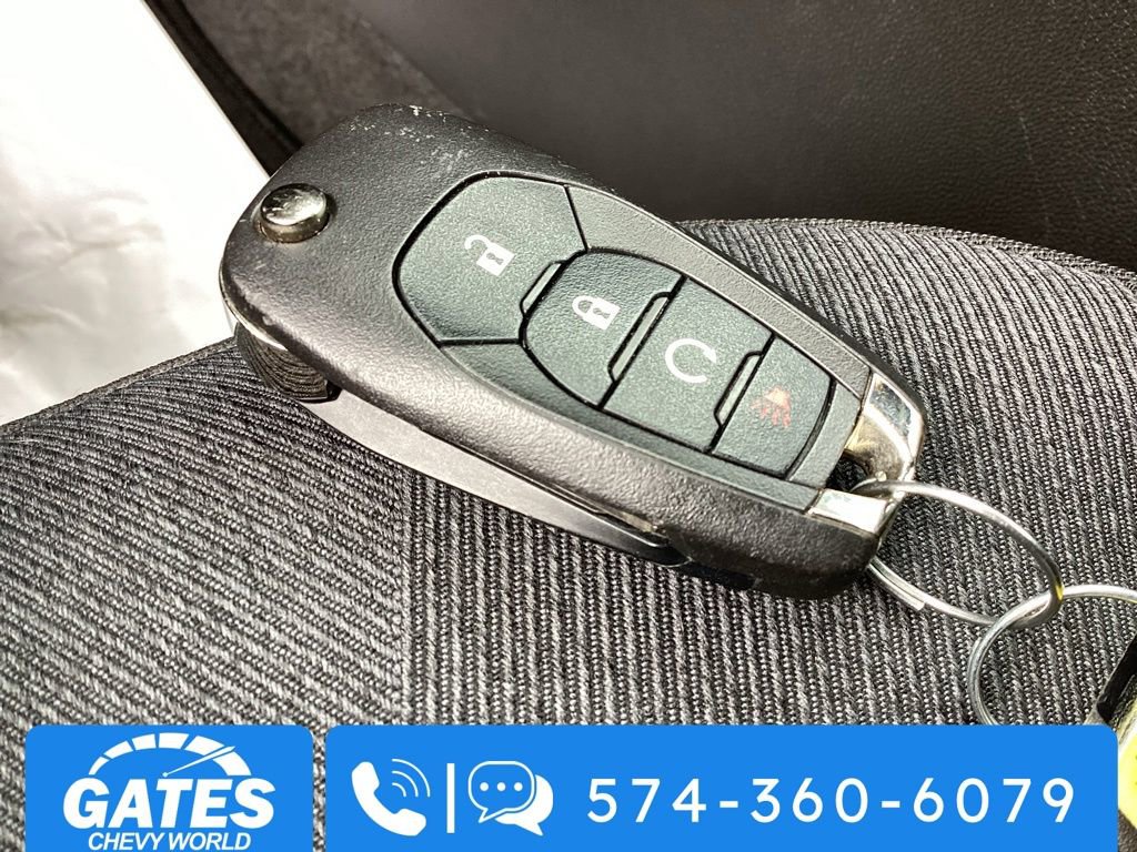 Used 2024 Chevrolet Trax RS FWD image 26