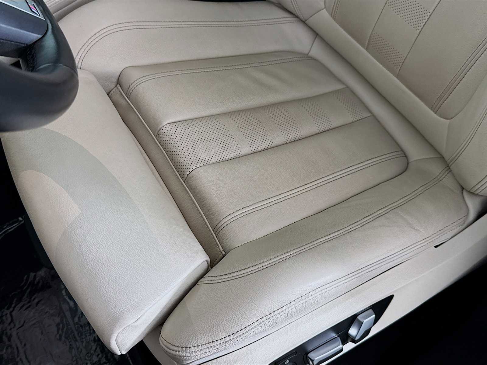 Used 2022 BMW X5 xDrive45e w/ M Sport Package image 19