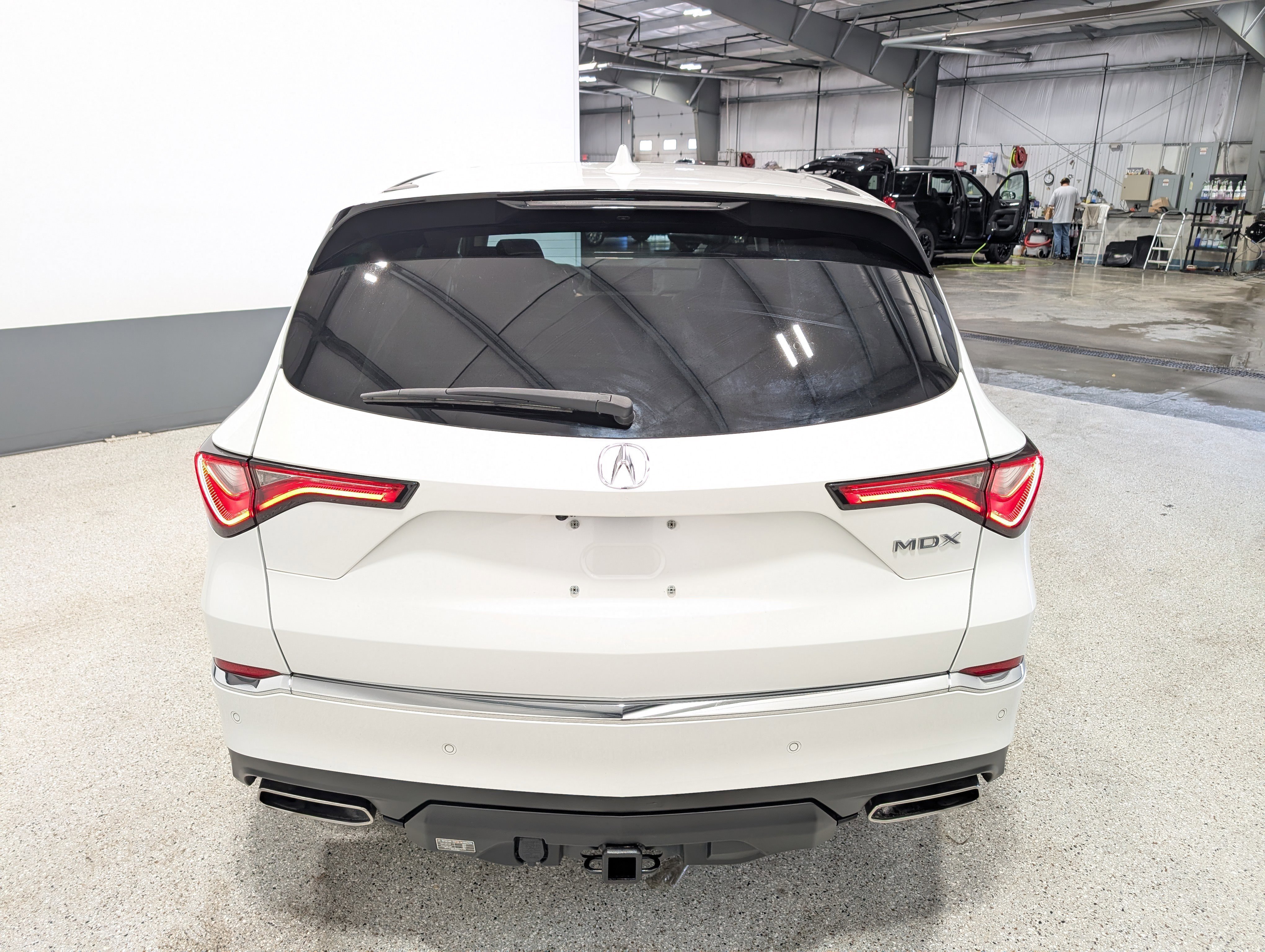 Used 2022 Acura MDX SH-AWD w/ Technology Package image 4