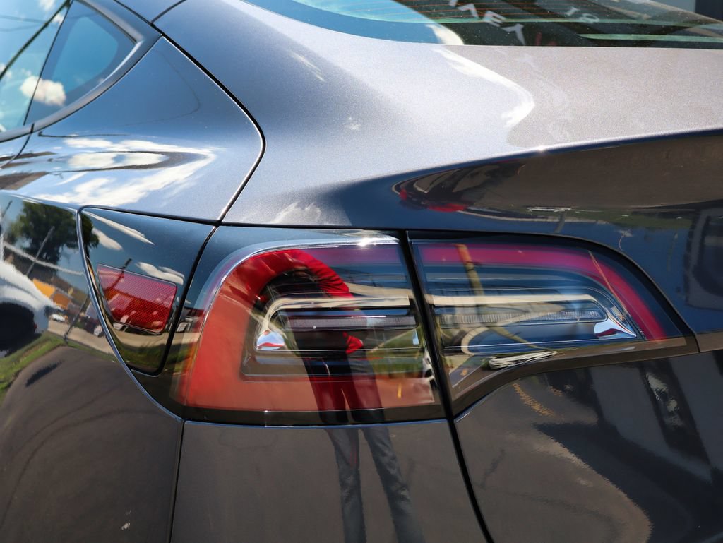 Used 2023 Tesla Model 3 Long Range AWD/4WD image 10