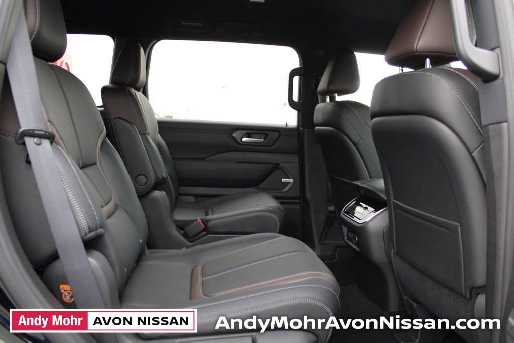 New 2026 Nissan Armada SL w/ Captain's Chari Seat Package image 16