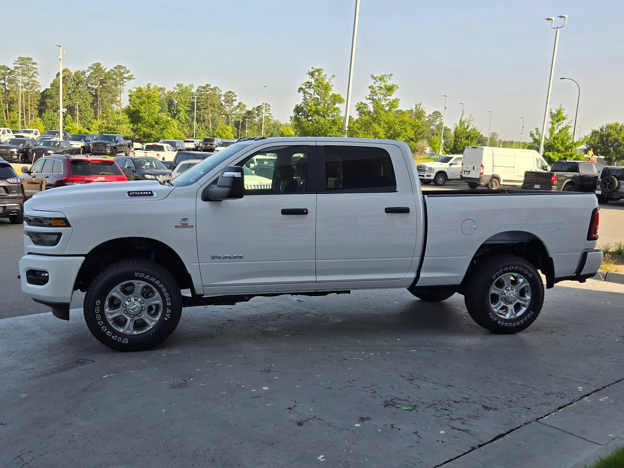 New 2026 RAM 2500 Big Horn AWD/4WD image 4