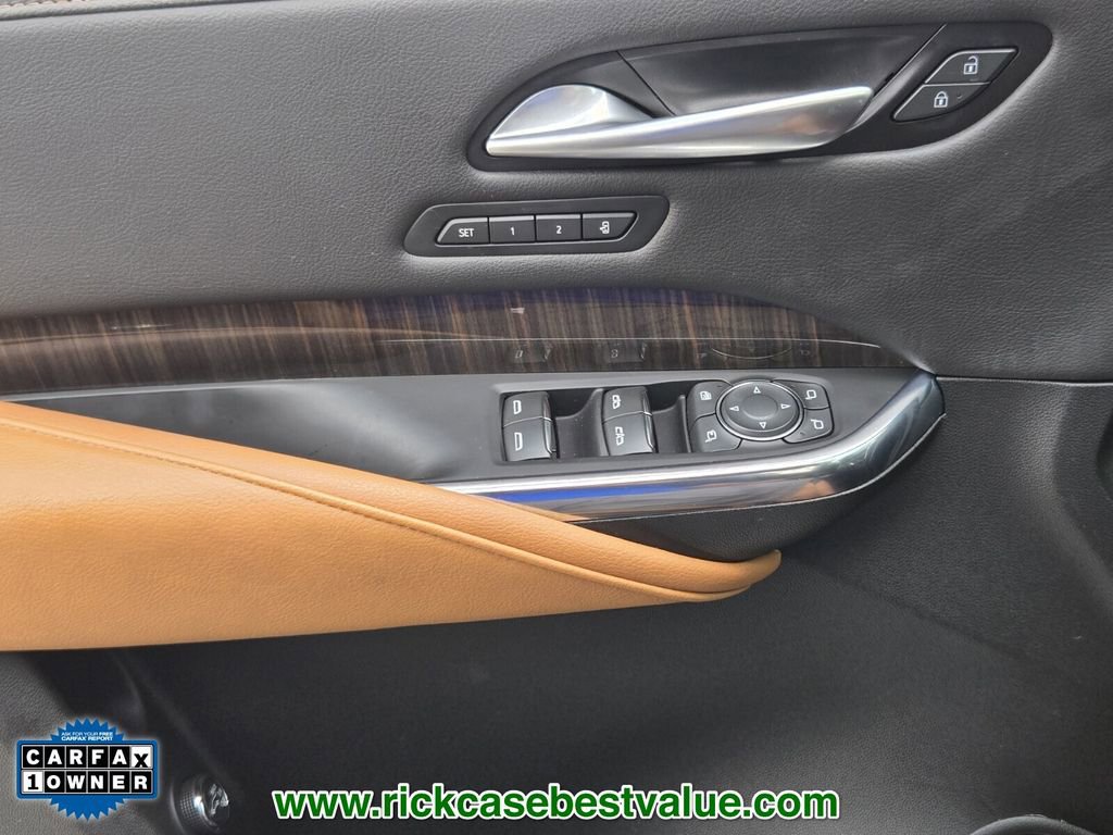 Used 2023 Cadillac XT4 Premium Luxury image 32