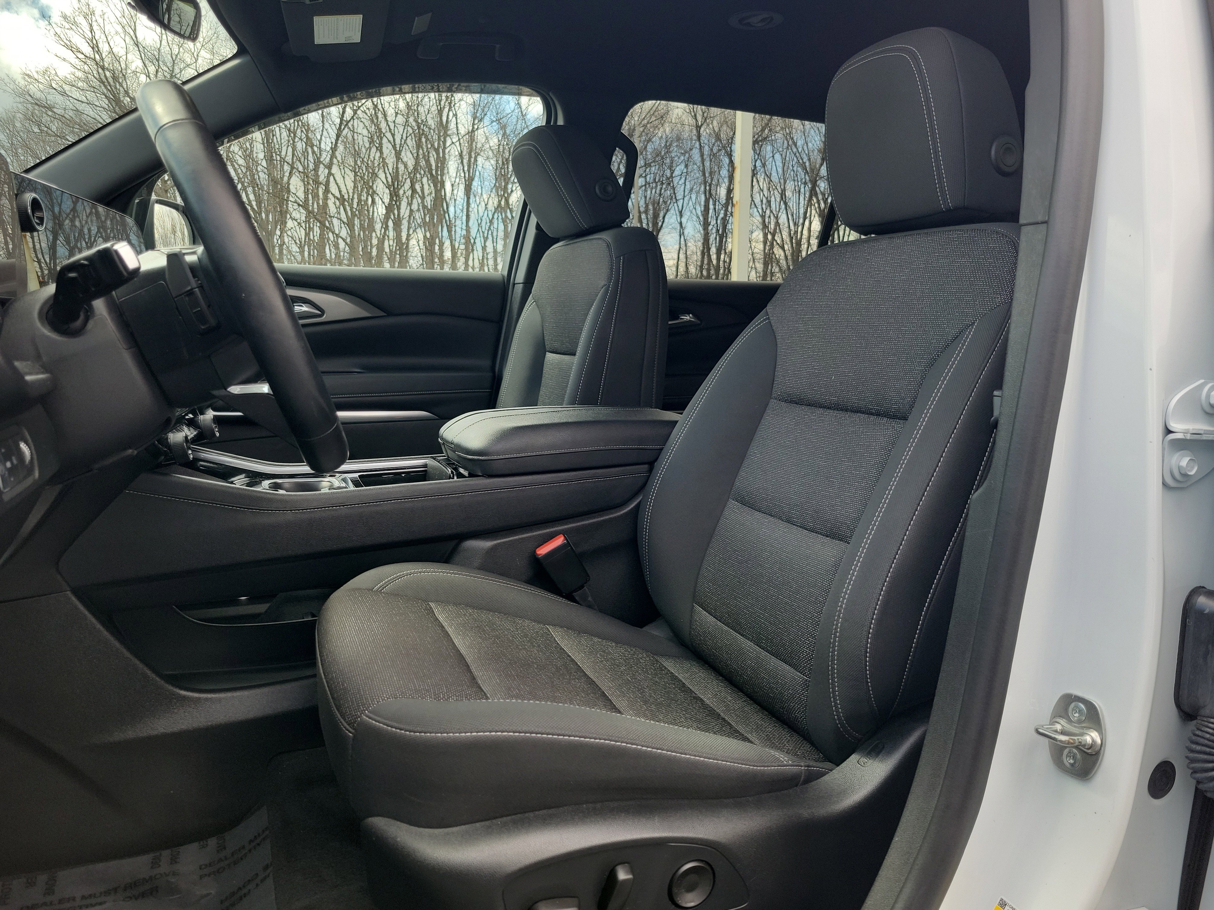 Used 2024 Chevrolet Traverse LT image 22