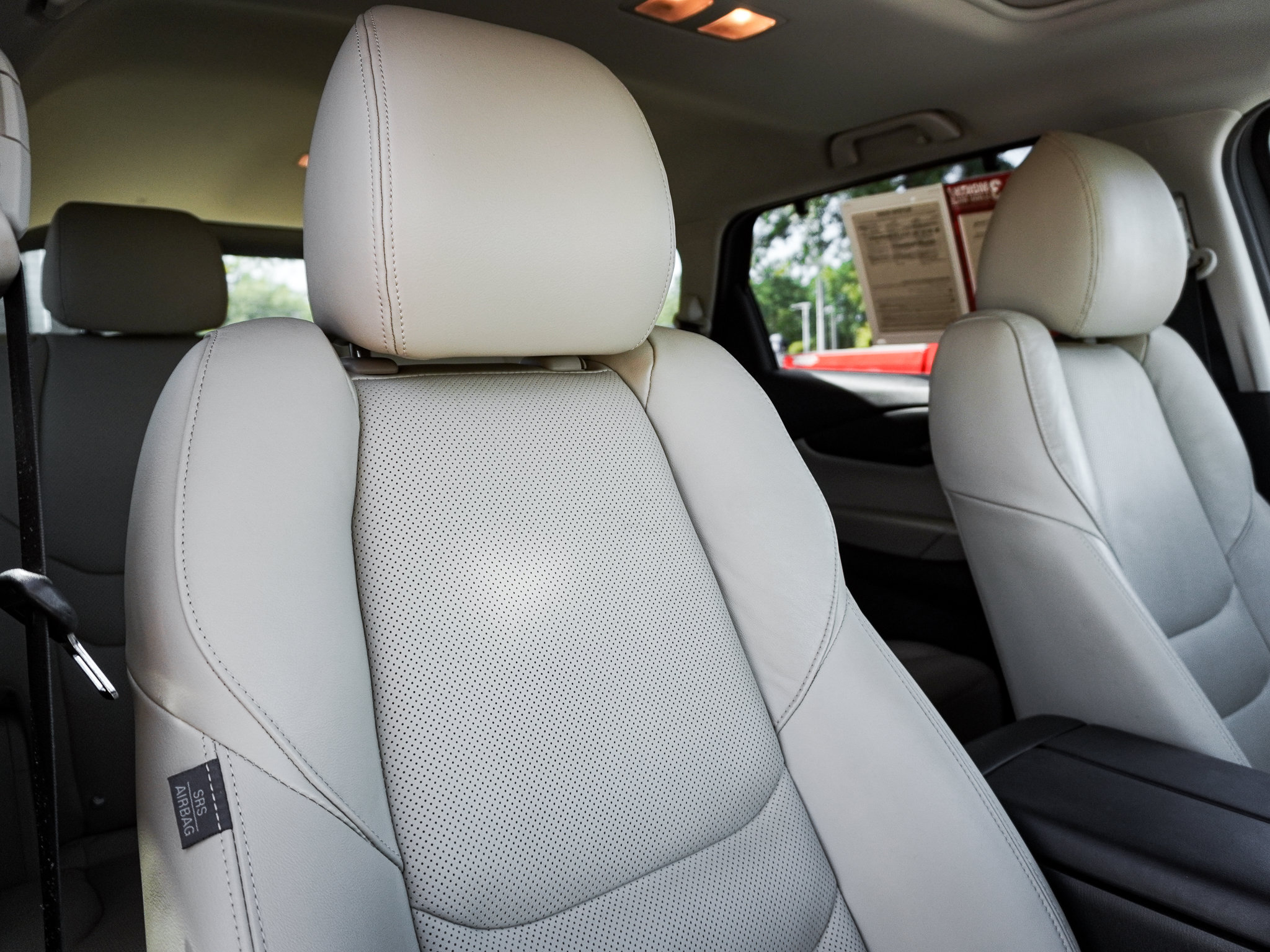 Used 2018 MAZDA CX-9 Touring w/ Touring Premium Package FWD image 33
