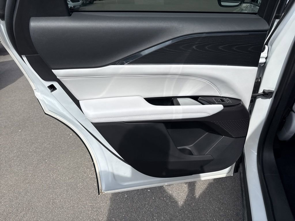 Used 2024 Cadillac Lyriq Luxury w/ LPO, Floor Liner Package image 28