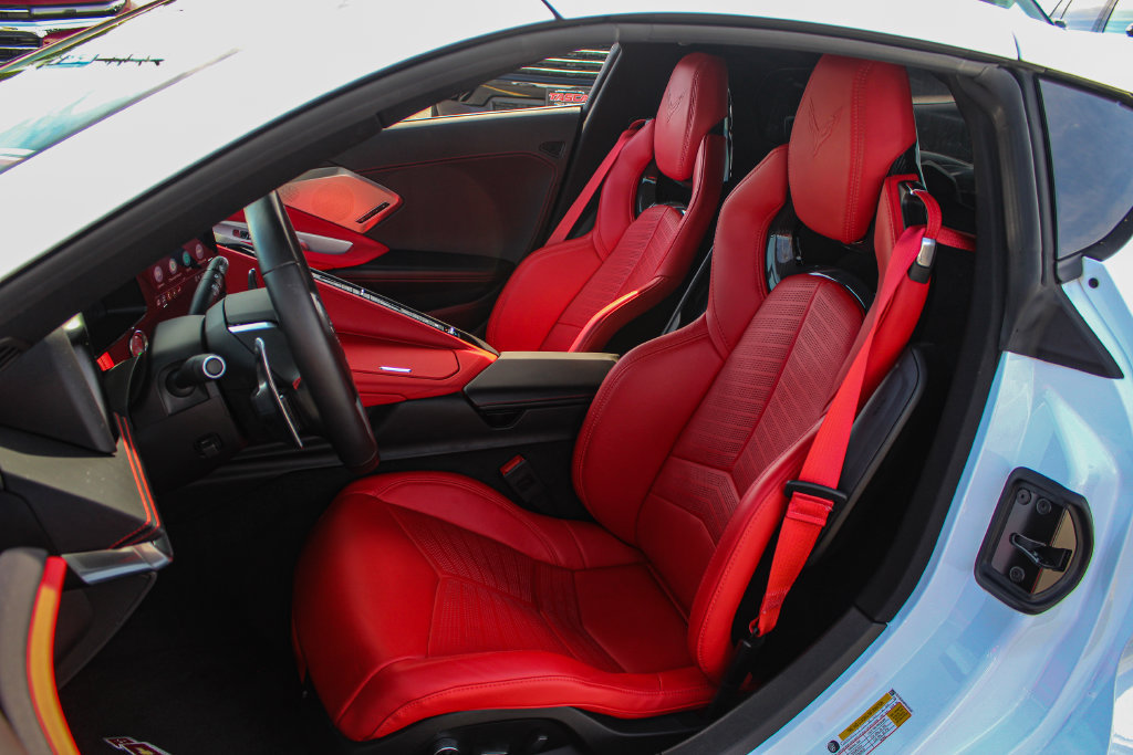 Used 2023 Chevrolet Corvette Stingray Preferred Cpe w/ Z51 Performance Package RWD image 13