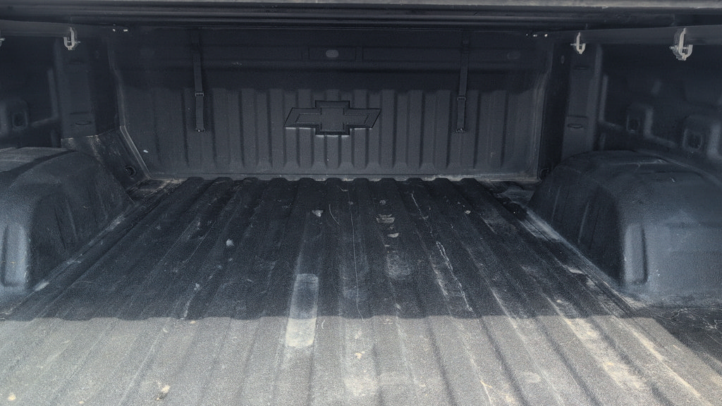 Used 2019 Chevrolet Silverado 1500 LTZ w/ LTZ Plus Package AWD/4WD image 26