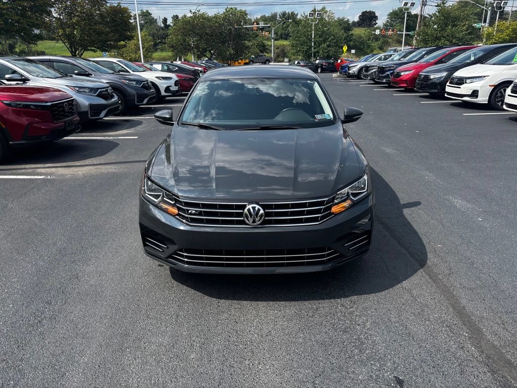 Used 2017 Volkswagen Passat 1.8T R-Line FWD video 2