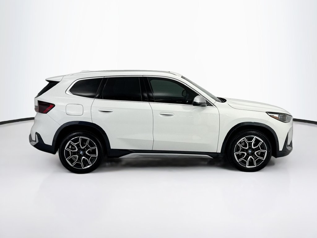 Certified 2023 BMW X1 xDrive28i w/ Premium Package AWD/4WD image 4