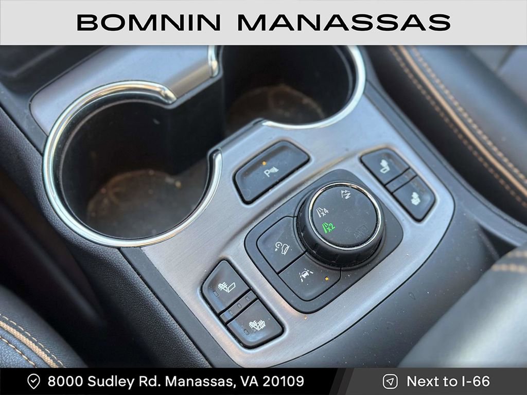 Certified 2022 GMC Terrain AT4 w/ Infotainment Package II image 23