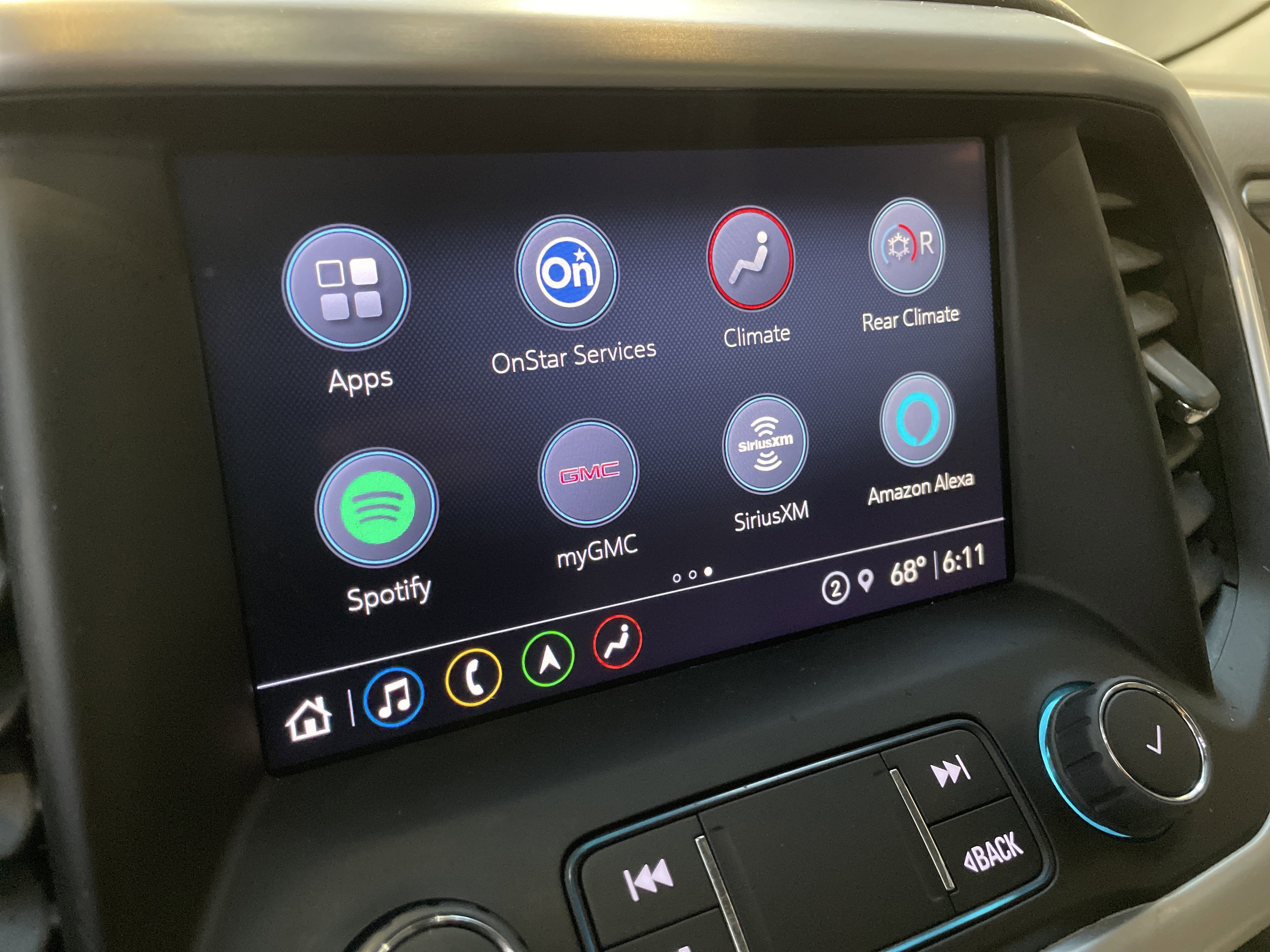 Used 2022 GMC Acadia SLT FWD image 28