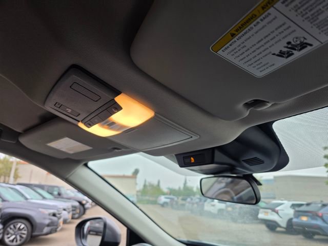 Used 2025 Nissan Rogue SV image 12